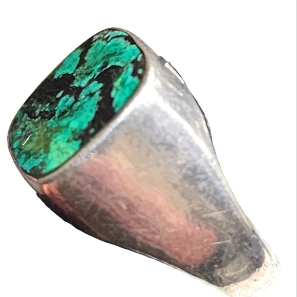 Vintage sterling silver ring made in Israel size 6.5 beautiful green sto… - Picture 3 of 8